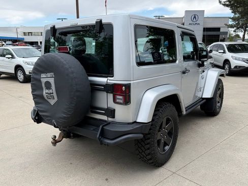 Used 2012 Jeep Wrangler Rubicon AWD/4WD image 23