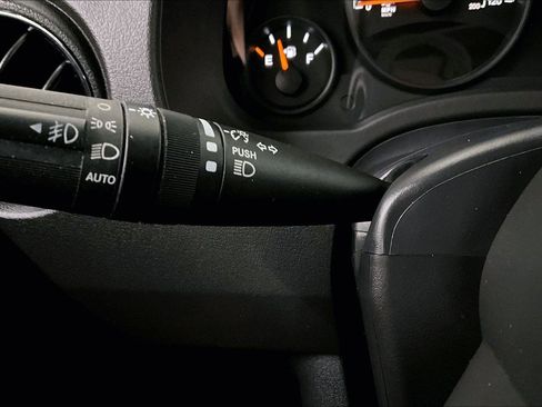 Used 2016 Jeep Patriot High Altitude image 31