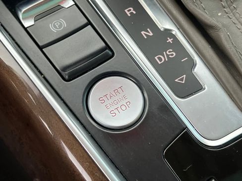 Used 2017 Audi Q5 2.0T Premium Plus w/ Technology Package image 25