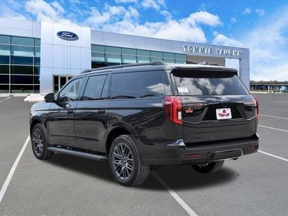 New 2026 Ford Expedition Max Platinum w/ Stealth Appearance Package