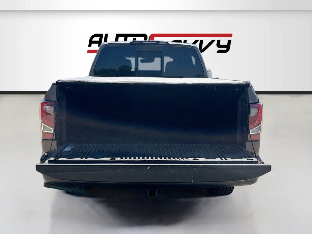 Used 2022 Nissan Titan PRO-4X w/ Pro-4x Convenience Package AWD/4WD image 28