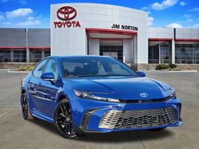 Used 2025 Toyota Camry SE