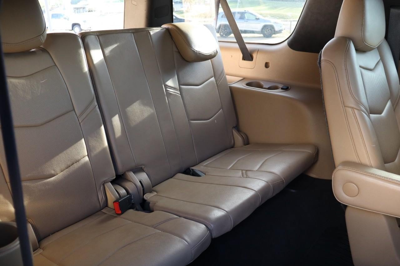 Used 2019 Cadillac Escalade ESV Platinum AWD/4WD image 20