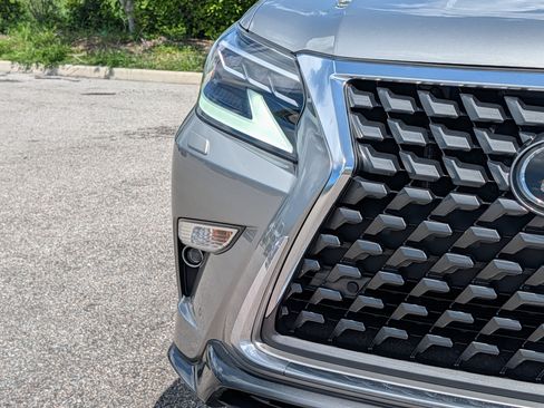 Used 2021 Lexus GX 460 Premium AWD/4WD image 10