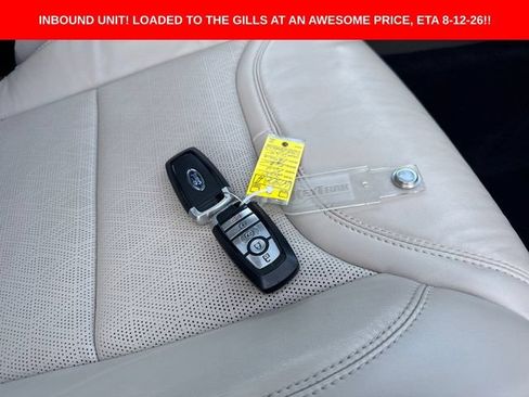 Used 2020 Ford Explorer Platinum w/ Premium Technology Package AWD/4WD image 13