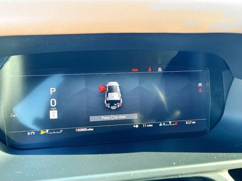 Used 2024 Land Rover Defender 110 X image 41