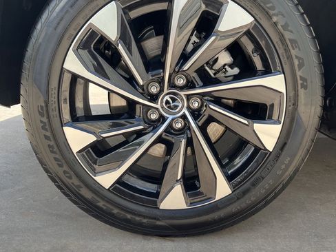 Certified 2025 MAZDA CX-50 2.5 Hybrid w/ Premium Plus Pkg AWD/4WD image 21