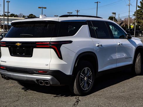 Certified 2024 Chevrolet Traverse LT image 8