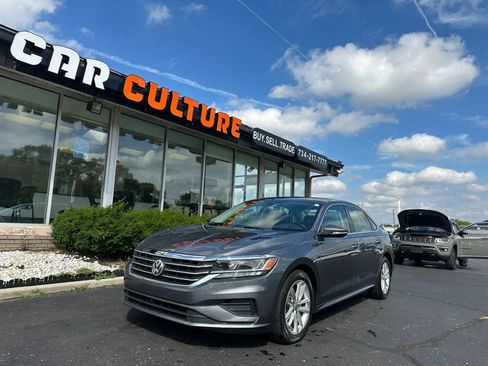 Used 2020 Volkswagen Passat 2.0T SE FWD image 1