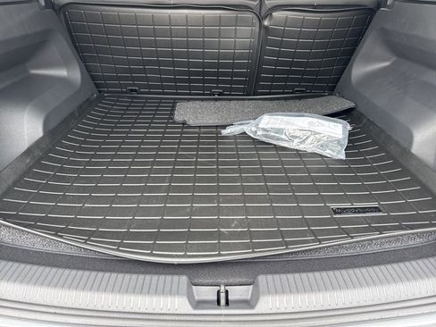 New 2026 Volkswagen Atlas Cross Sport SE image 20