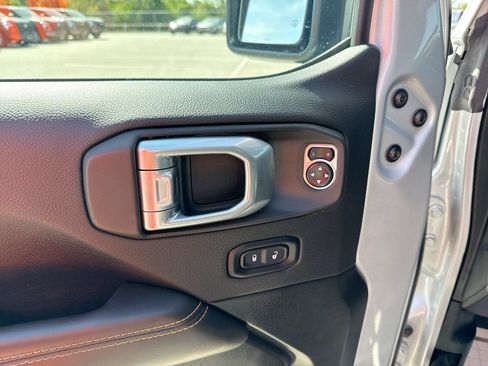 Used 2024 Jeep Wrangler Unlimited Rubicon 392 AWD/4WD image 15