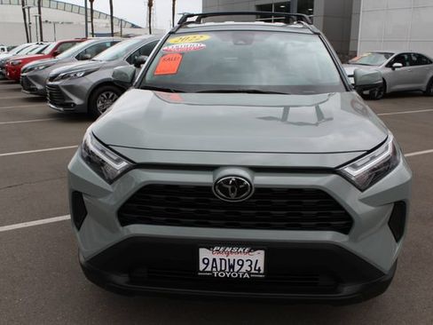 Certified 2022 Toyota RAV4 XLE FWD image 4