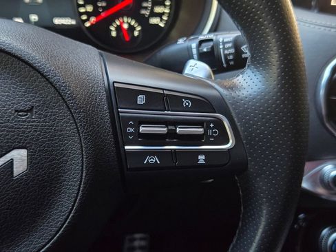 Used 2022 Kia Stinger GT2 RWD image 23