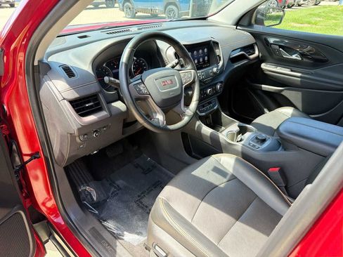 Used 2023 GMC Terrain AT4 AWD/4WD image 2
