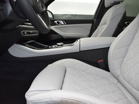 New 2026 BMW X5 xDrive50e w/ M Sport Package image 13