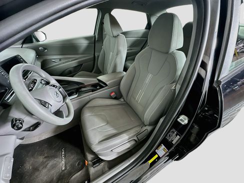 Used 2022 Hyundai Elantra SEL w/ Cargo Package FWD image 13