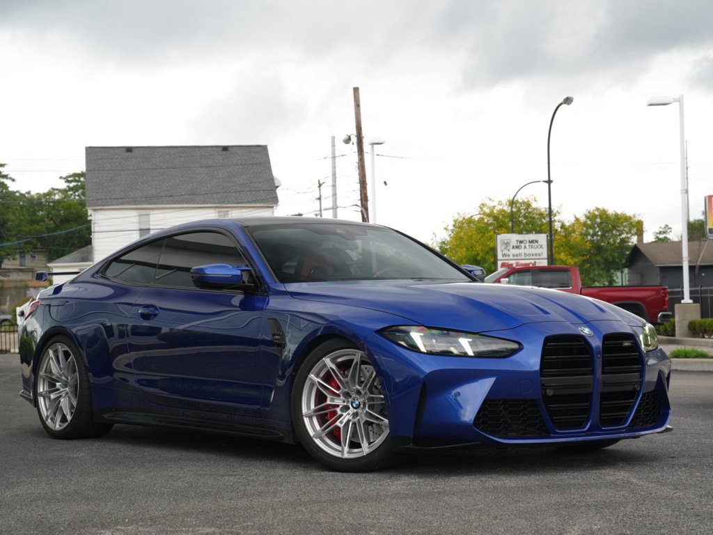 Used 2025 BMW M4 Coupe w/ Executive Package RWD image 38