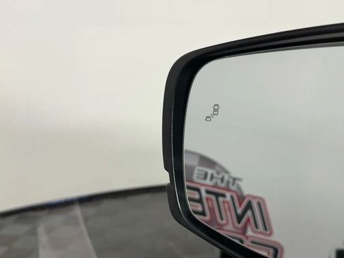 Used 2024 Honda Pilot Touring image 45