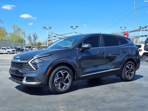 Used 2024 Kia Sportage LX image 16