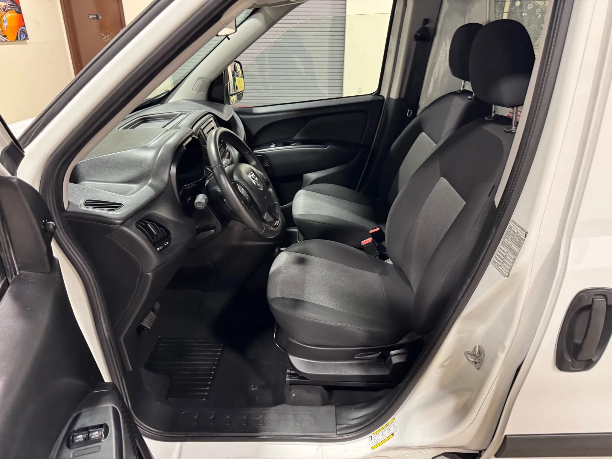 Used 2019 RAM ProMaster City Tradesman SLT FWD image 33