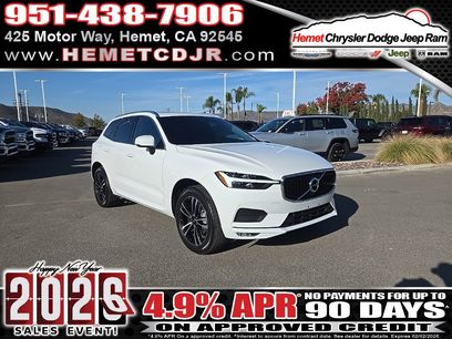 Used 2021 Volvo XC60 T5 Momentum w/ Premium Package