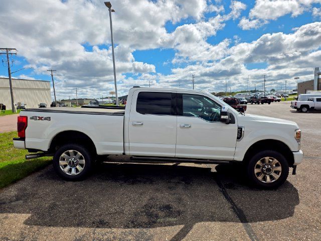 Used 2021 Ford F350 Platinum AWD/4WD image 3