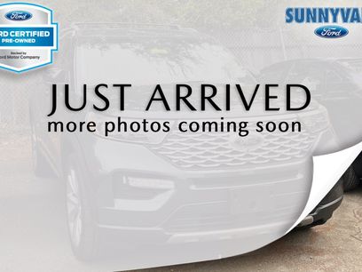 Certified 2022 Ford Explorer Platinum w/ Technology Package