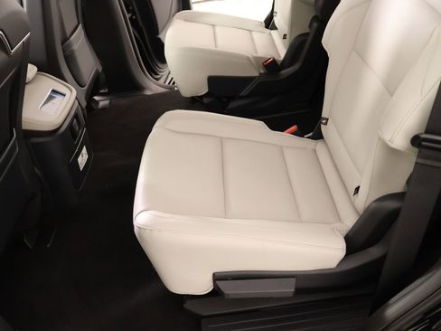 New 2026 Lincoln Navigator Premiere AWD/4WD image 12