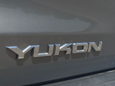 Used 2019 GMC Yukon Denali AWD/4WD image 28