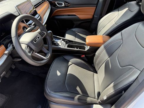 Used 2024 Jeep Compass Limited w/ Elite Group image 13