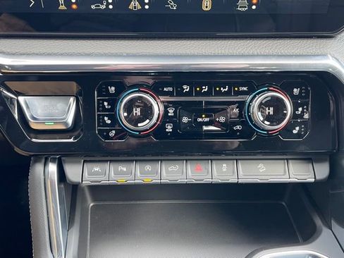 New 2026 GMC Sierra 1500 Denali image 13