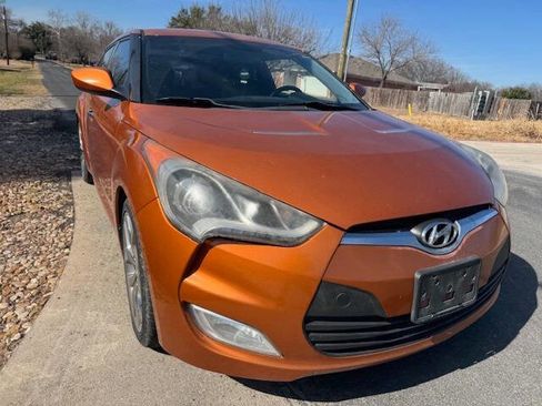 Used 2014 Hyundai Veloster RE:FLEX Edition FWD image 6