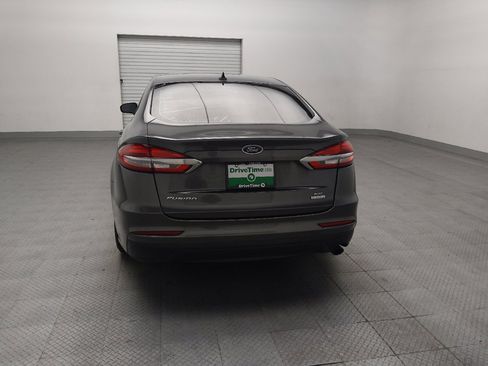 Used 2019 Ford Fusion SE FWD image 6
