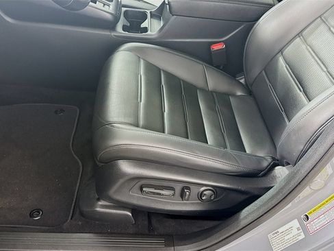 Used 2024 Honda CR-V EX-L image 16