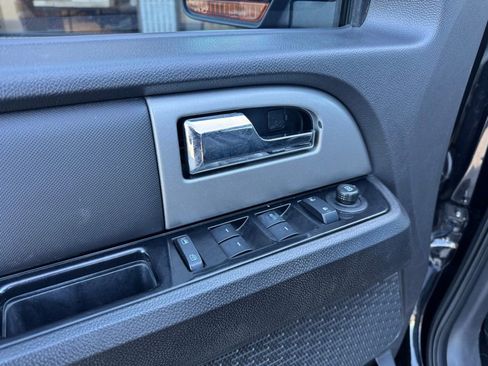 Used 2013 Ford Expedition Limited image 3