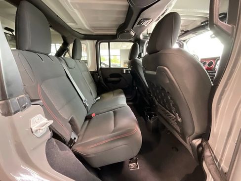 Used 2020 Jeep Wrangler Unlimited Rubicon AWD/4WD image 21