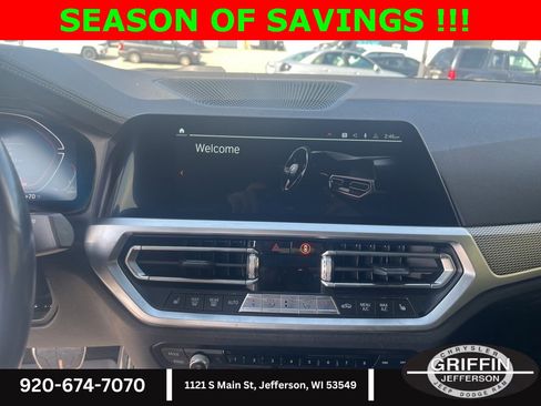 Used 2021 BMW 440i xDrive Coupe w/ Premium Package image 9