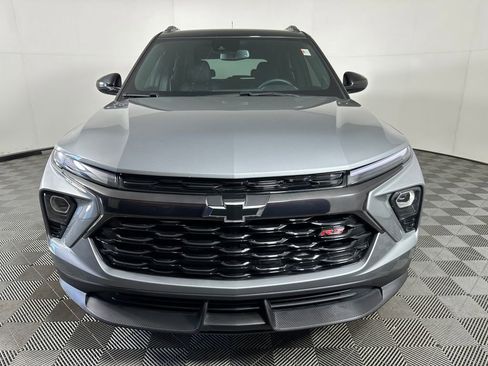 Used 2025 Chevrolet TrailBlazer RS w/ Convenience Package AWD/4WD image 8