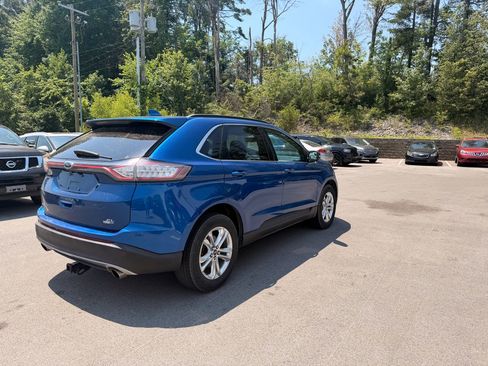 Used 2018 Ford Edge SEL w/ Equipment Group 201A AWD/4WD image 4