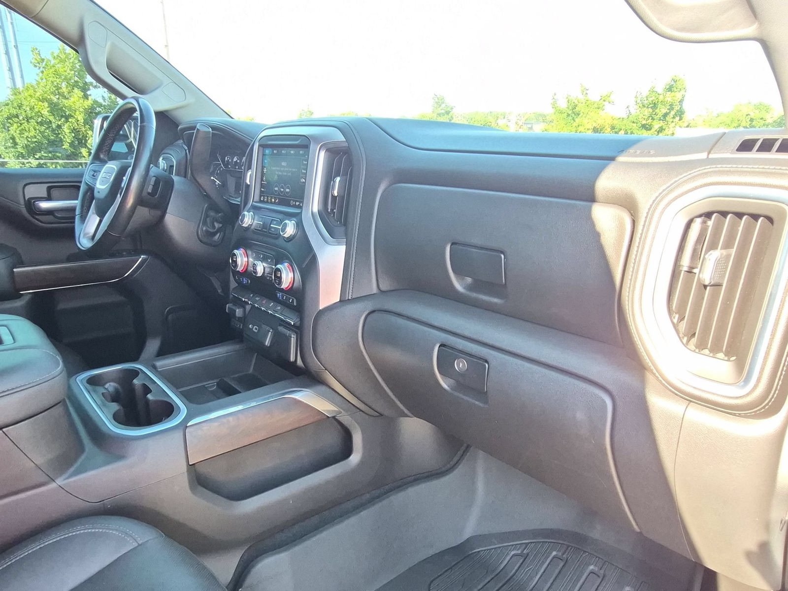 Used 2021 GMC Sierra 1500 SLT RWD image 31