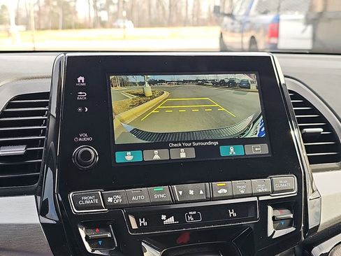 Used 2024 Honda Odyssey Touring image 29