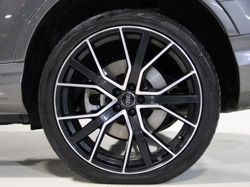 Used 2021 Audi Q7 3.0T Prestige w/ Prestige Package image 79