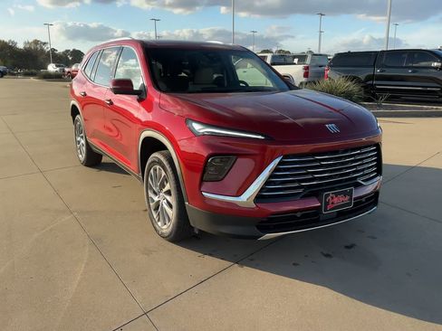 New 2026 Buick Enclave Preferred image 3