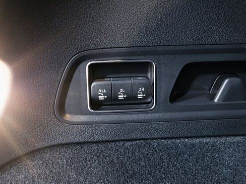 Certified 2026 Mercedes-Benz GLS 450 4MATIC image 35