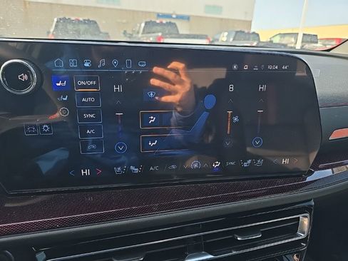 Used 2025 Chevrolet Traverse RS w/ LPO, Floor Liner Package image 23