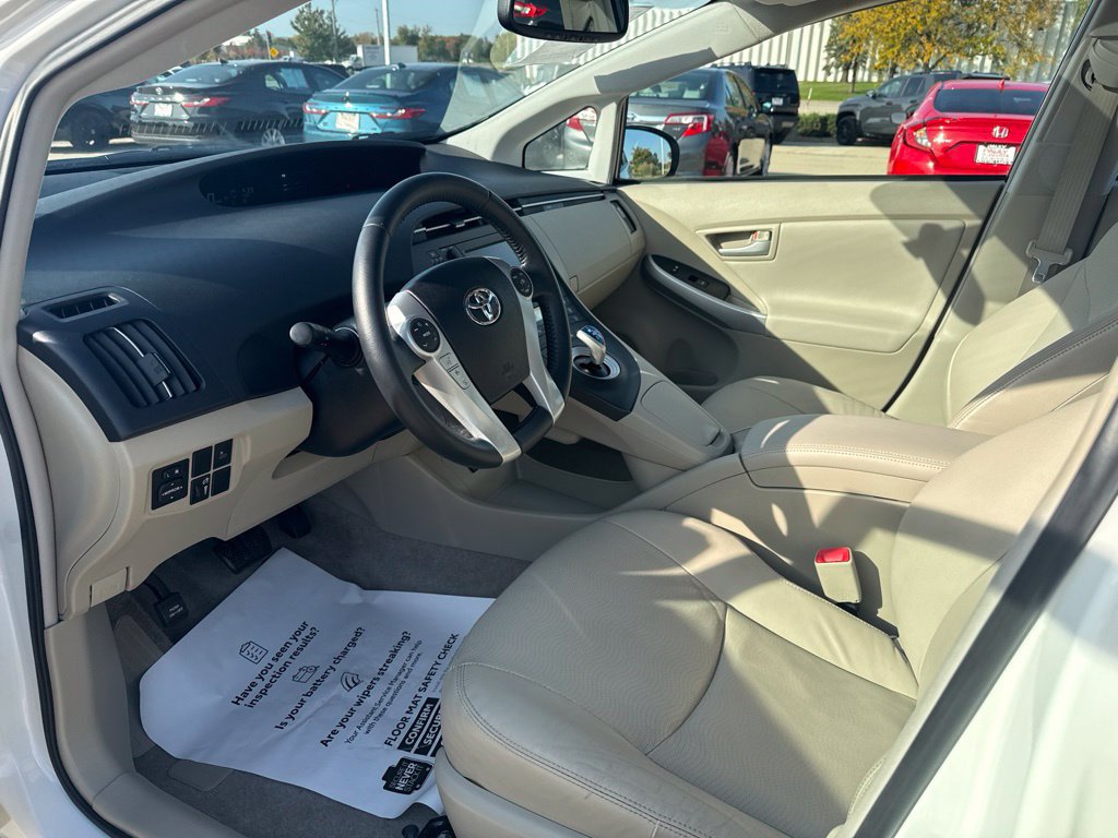 Used 2010 Toyota Prius Four w/ Solar Roof Pkg FWD image 8