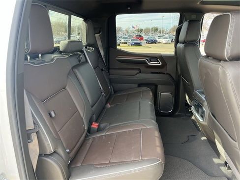 Used 2025 GMC Sierra 1500 Denali w/ Denali Reserve Package image 32