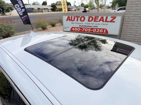 Used 2022 BMW X2 xDrive28i AWD/4WD image 8