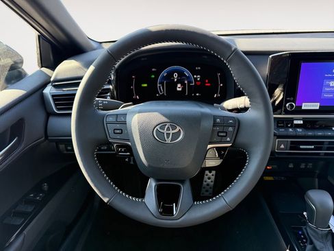 New 2026 Toyota Camry SE AWD/4WD image 12