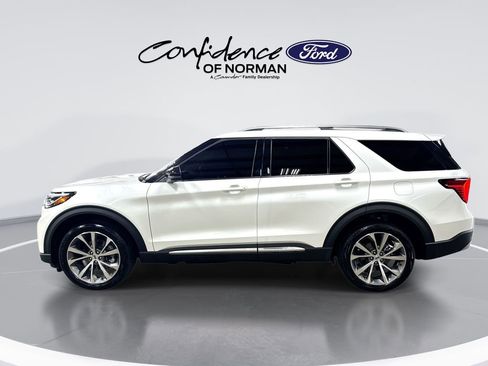 Used 2025 Ford Explorer Platinum w/ Ultimate Package image 5
